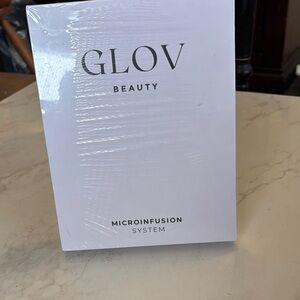 GLOV  Beauty Microinfusion System - White